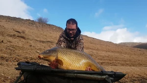 Illustration Stage de pêche à la carpe en Aveyron avec un Moniteur/ Guide de pêche